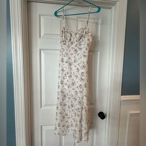 Shein Floral Spaghetti Strap Dress only worn 1 times, in great condition